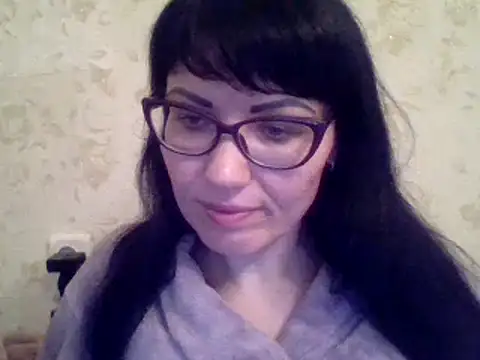 CharmingCat321 online show from 02.14.25