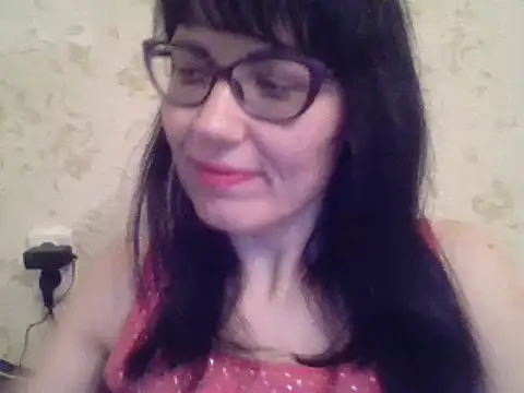 CharmingCat321 online show from 02.15.25