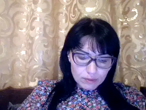 CharmingCat321 online show from 03.18.25