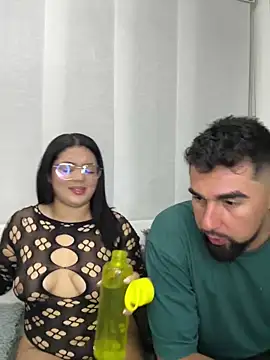 Snapshot of camianddanna chatting on 01.18.25 camianddanna online show from 01.18.25