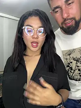 Snapshot of camianddanna chatting on 01.20.25 camianddanna online show from 01.20.25