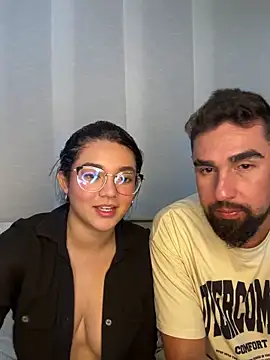 Snapshot of camianddanna chatting on 02.11.25 camianddanna online show from 02.11.25