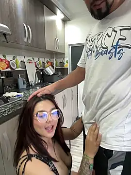 Snapshot of camianddanna chatting on 03.22.25 camianddanna online show from 03.22.25