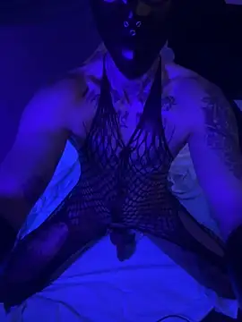 Snapshot of LuggiJack chatting on 11.15.25 LuggiJack online show from 11.15.25