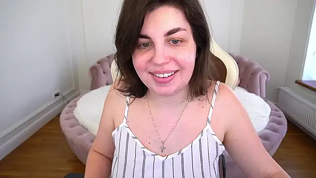 MirandaWong online show from 04.23.26