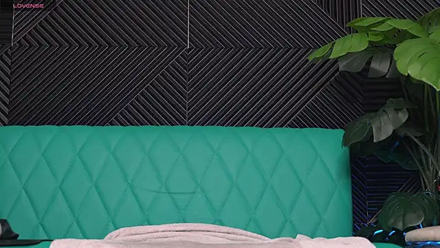 home horny eva online show from 12.16.24