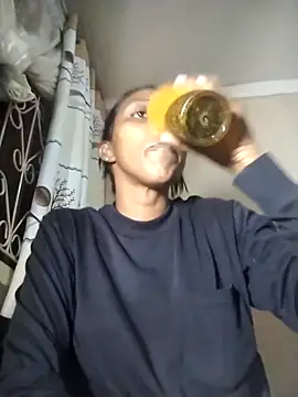 Snapshot of Indian-Seduction chatting on 10.22.25 Indian-Seduction online show from 10.22.25