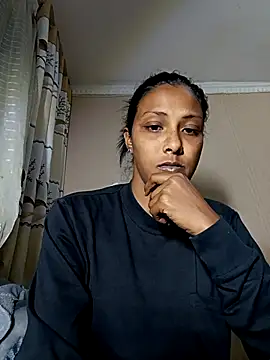 Snapshot of Indian-Seduction chatting on 11.13.25 Indian-Seduction online show from 11.13.25