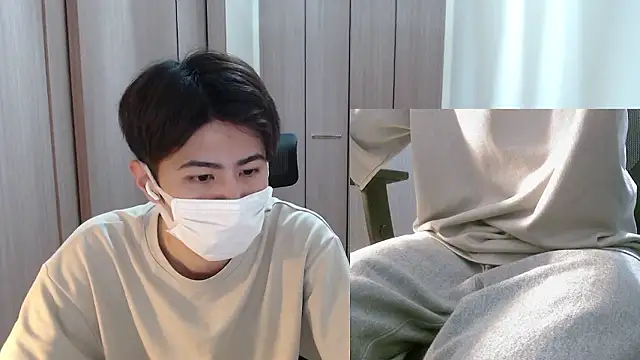 Snapshot of ryota_kkk chatting on 04.29.26 ryota kkk online show from 04.29.26
