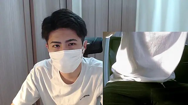 Snapshot of ryota_kkk chatting on 05.15.26 ryota kkk online show from 05.15.26