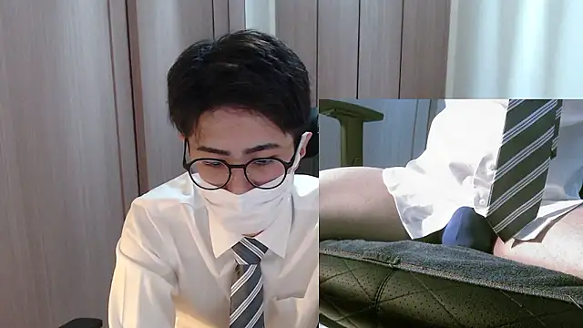 Snapshot of ryota_kkk chatting on 05.20.26 ryota kkk online show from 05.20.26