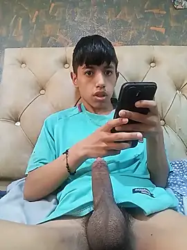 Snapshot of danuel23 chatting on 05.14.26 danuel23 online show from 05.14.26