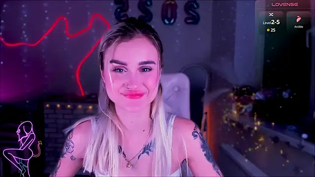  Ravenaa online show from 01.26.25