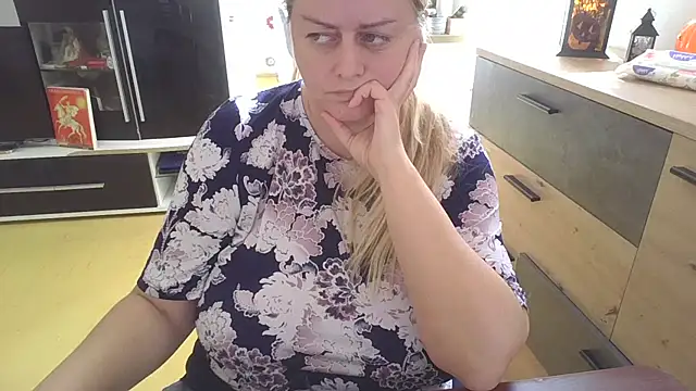 Meliss Official9 online show from 10.08.25