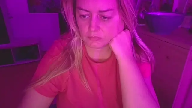 Meliss Official9 online show from 12.19.25