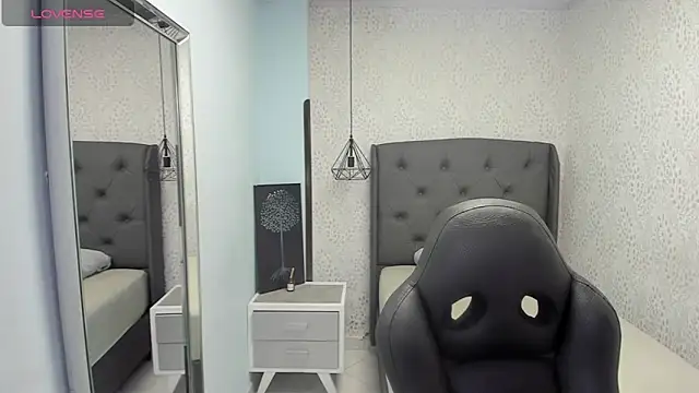 MAGNOLEROY online show from 11.27.25