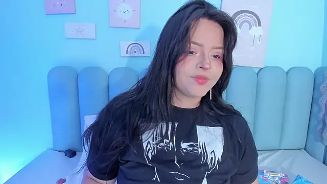 Snapshot of curvy_rousi chatting on 09.17.25 curvy rousi online show from 09.17.25