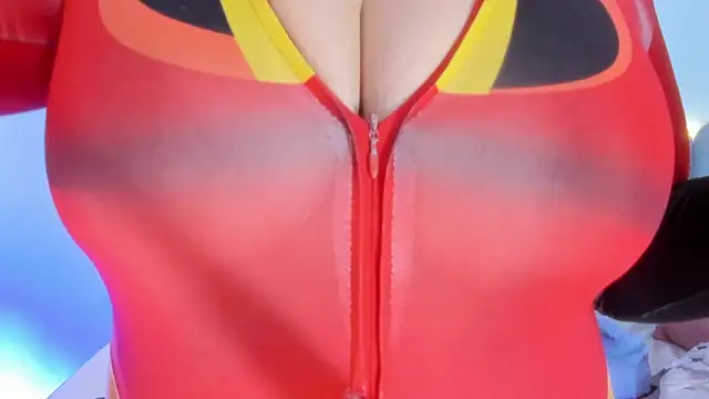 Snapshot of curvy_rousi chatting on 02.18.26 curvy rousi online show from 02.18.26