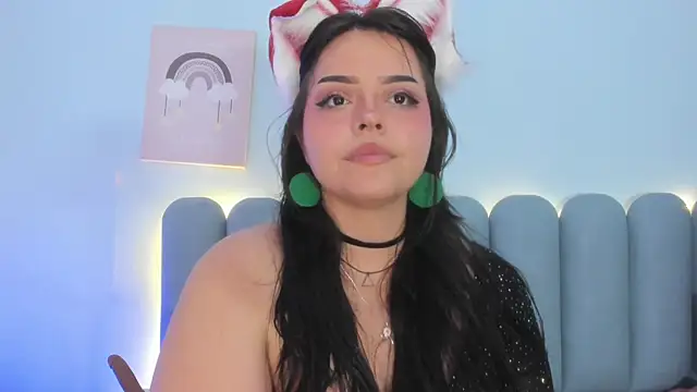 Snapshot of curvy_rousi chatting on 02.20.26 curvy rousi online show from 02.20.26