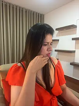 Alice Biel online show from 01.18.25