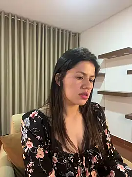 Alice Biel online show from 01.22.25