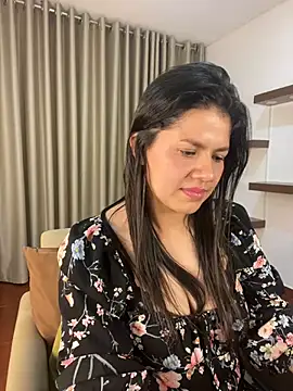 Alice Biel online show from 02.01.25