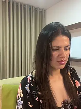 Alice Biel online show from 03.06.25