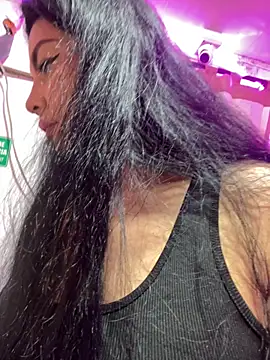 Hot beauty   online show from 10.18.25