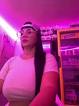 Hot beauty   online show from 02.19.26