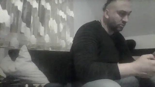 Snapshot of NewyorkDimi chatting on 01.13.25 NewyorkDimi online show from 01.13.25