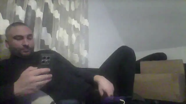 Snapshot of NewyorkDimi chatting on 01.16.25 NewyorkDimi online show from 01.16.25