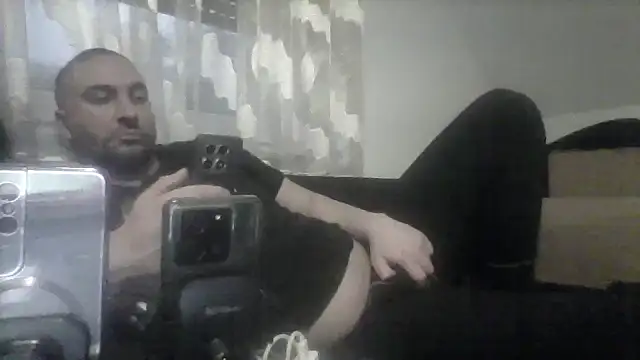 Snapshot of NewyorkDimi chatting on 01.18.25 NewyorkDimi online show from 01.18.25