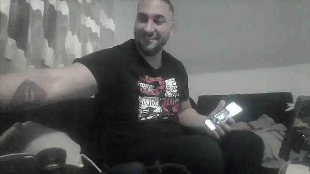 Snapshot of NewyorkDimi chatting on 02.11.25 NewyorkDimi online show from 02.11.25