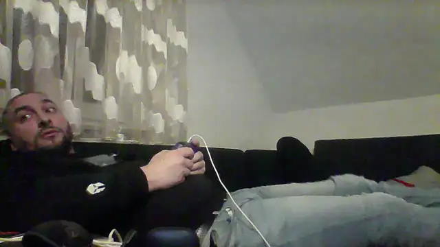 Snapshot of NewyorkDimi chatting on 02.21.25 NewyorkDimi online show from 02.21.25