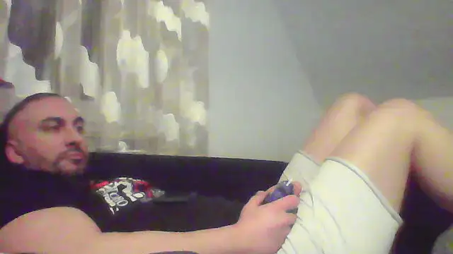 Snapshot of NewyorkDimi chatting on 02.28.25 NewyorkDimi online show from 02.28.25