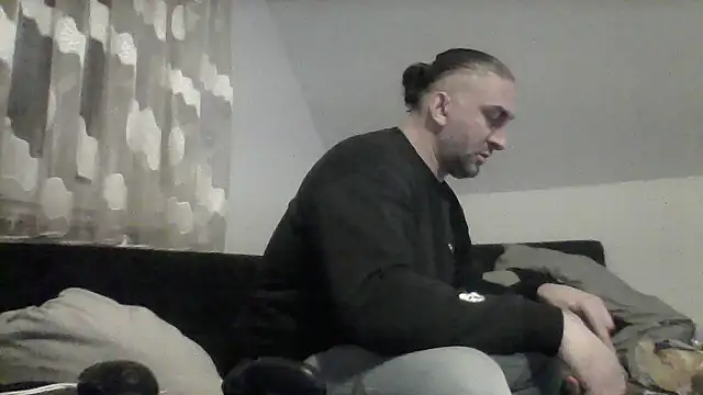 Snapshot of NewyorkDimi chatting on 03.07.25 NewyorkDimi online show from 03.07.25