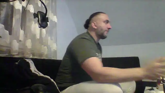 Snapshot of NewyorkDimi chatting on 11.09.25 NewyorkDimi online show from 11.09.25