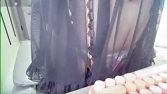 Snapshot of Xiaoyu-G chatting on 10.09.25 Xiaoyu-G online show from 10.09.25