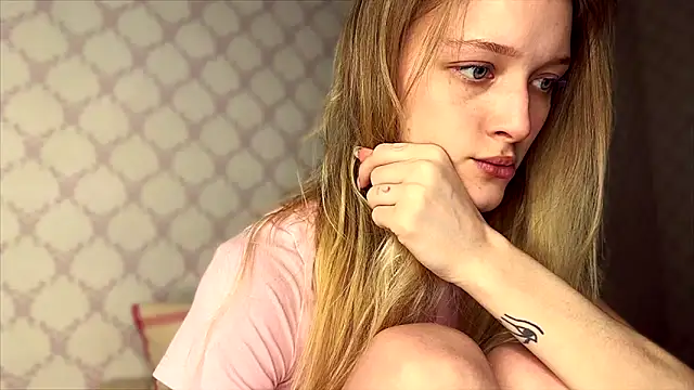 Evvie Summn1 online show from 03.29.26