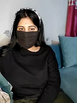 Kritika Hotty online show from 02.03.25