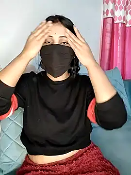 Kritika Hotty online show from 02.07.25