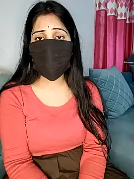 Kritika Hotty online show from 02.11.25