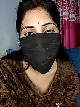 Kritika Hotty online show from 02.14.25