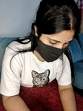 Kritika Hotty online show from 02.15.25