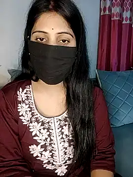 Kritika Hotty online show from 02.16.25