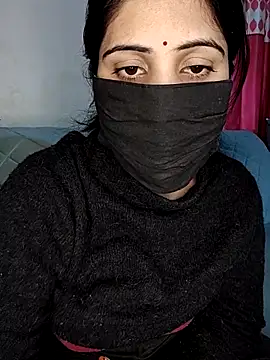 Kritika Hotty online show from 02.23.25
