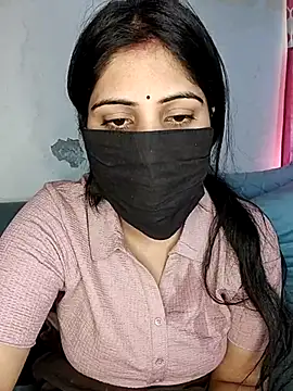 Kritika Hotty online show from 03.07.25