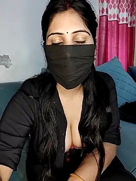 Kritika Hotty online show from 03.10.25