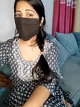 Kritika Hotty online show from 03.15.25