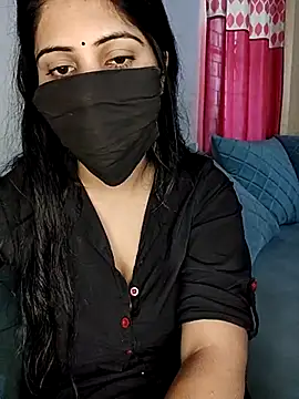 Kritika Hotty online show from 03.16.25